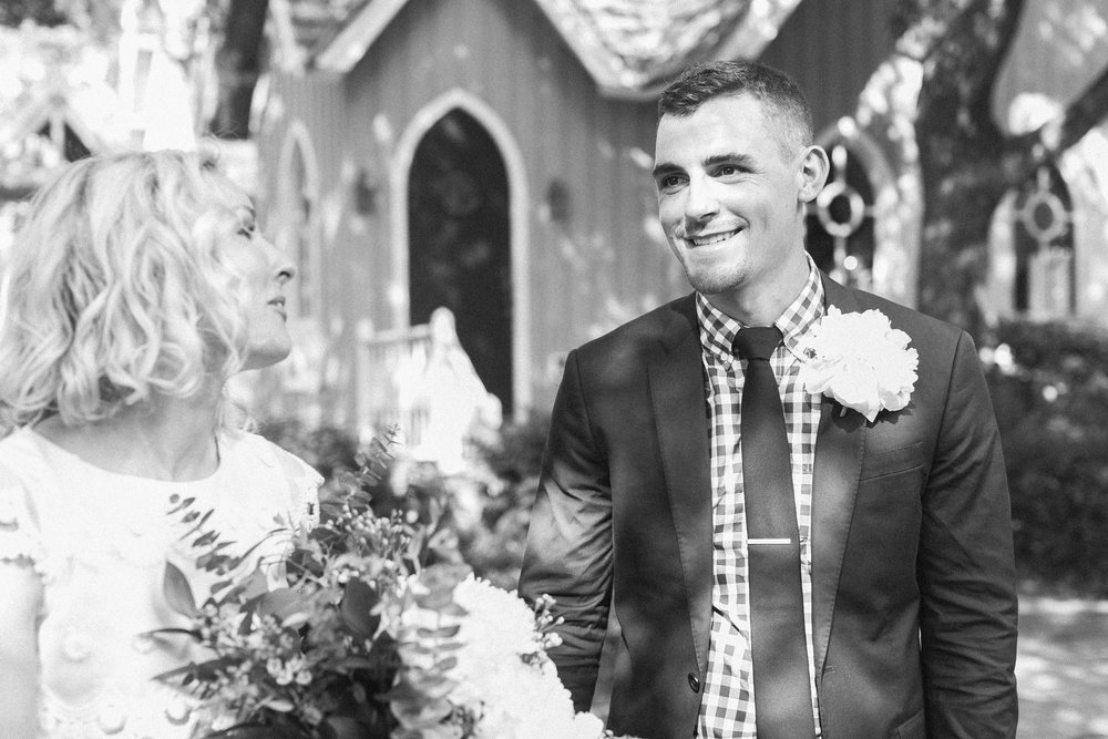 Katie Stoops Photography-Bald Head Wedding21.jpg