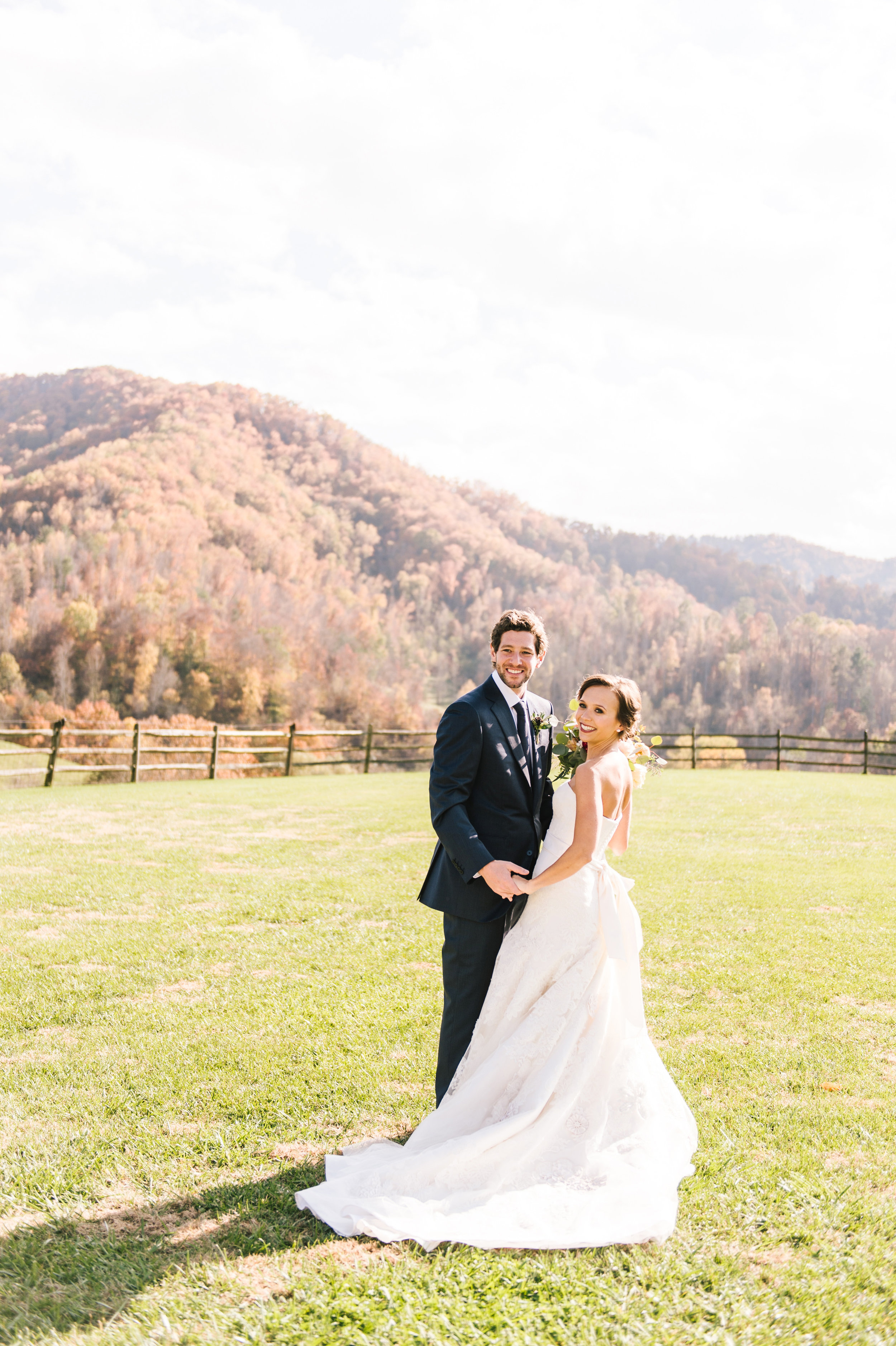 KatieStoopsPhotography-Asheville Wedding33.jpg
