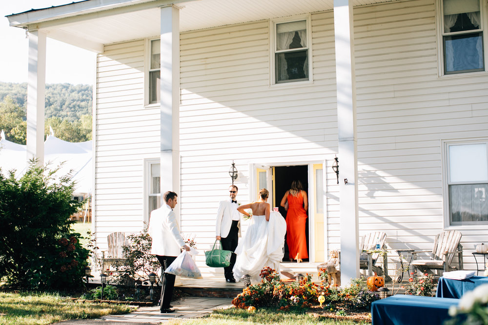 KatieStoopsPhotography-charlottesville wedding-farm wedding19.jpg
